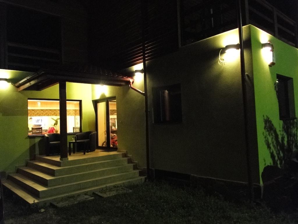Dorf Haus Valiug Hotel Exterior foto