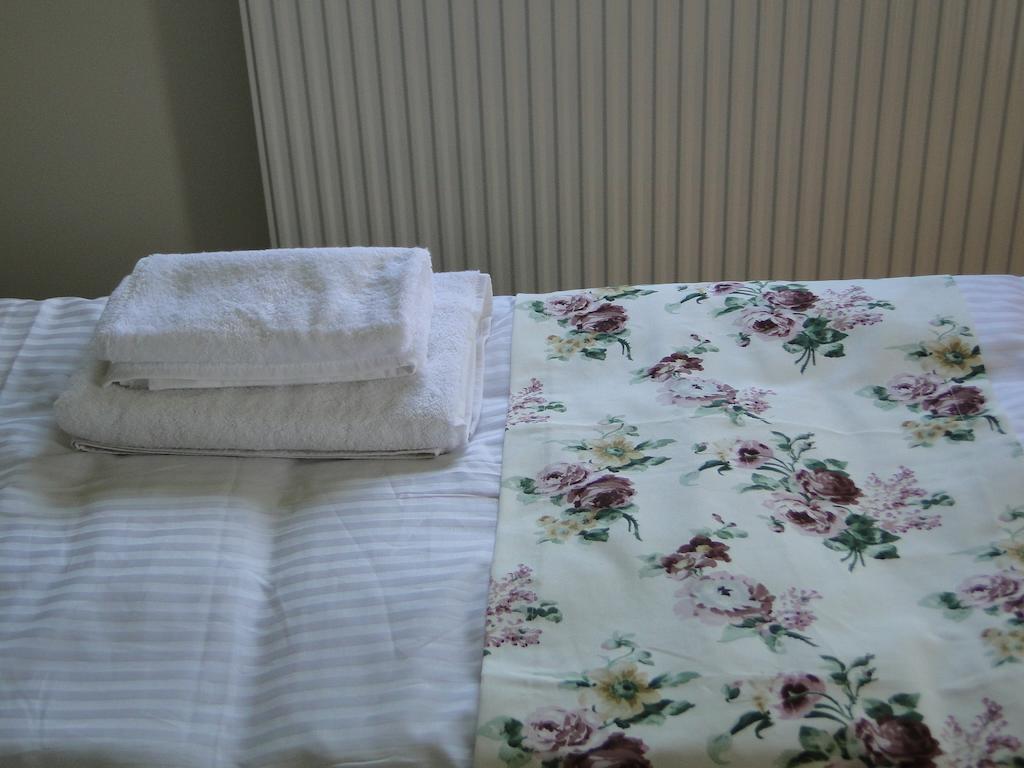 Dorf Haus Valiug Hotel Habitación foto